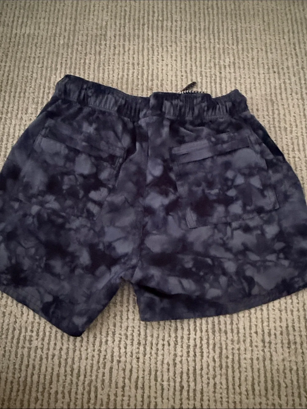 Athleta girls L/12 Tie-Dye Navy Athletic Shorts